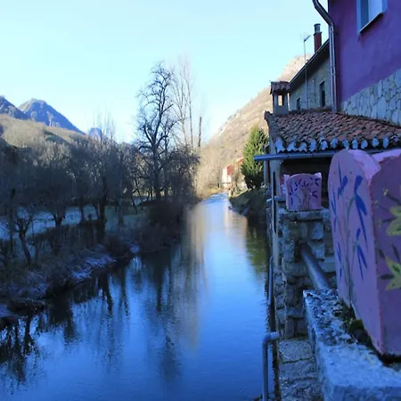 La Cuadra 2